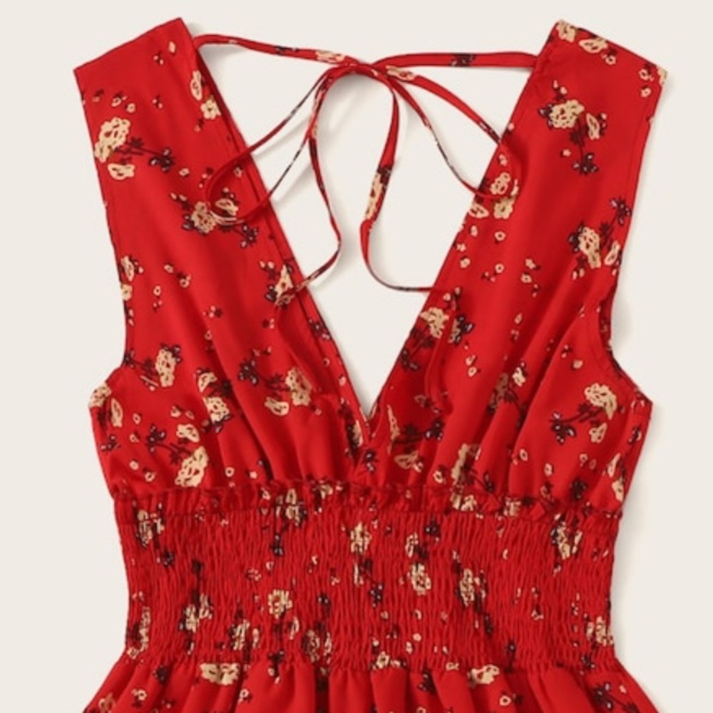 ❤️RESERVED🆕SABRINA SASSY RED FLORAL ROMPER❤️NWT❤️ - Picture 4 of 8